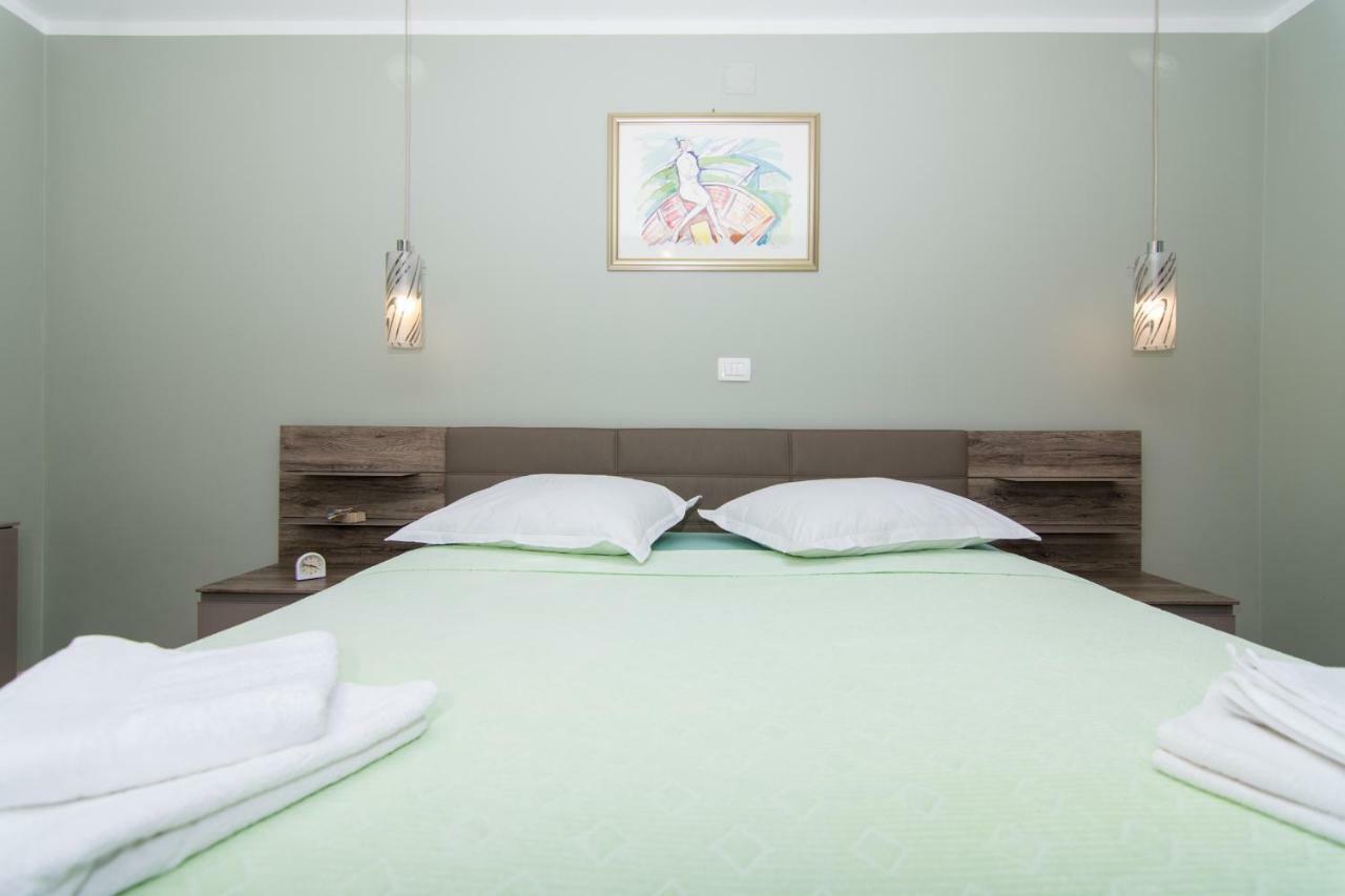 Apartman Marin Τρογκίρ Εξωτερικό φωτογραφία